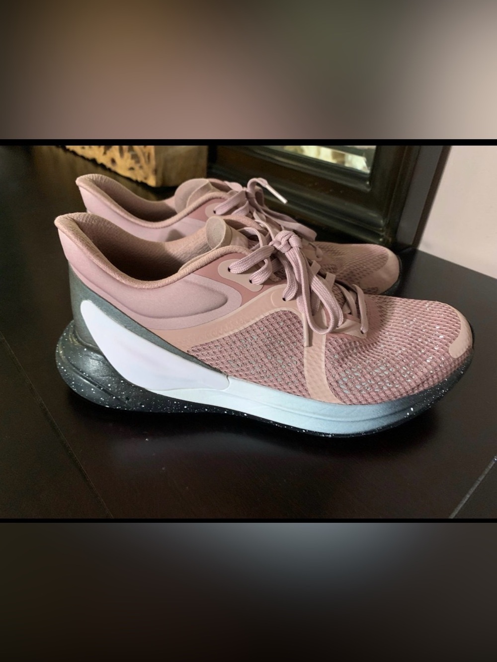Lululemon Blissfeel Winter Edition Shoe size 9